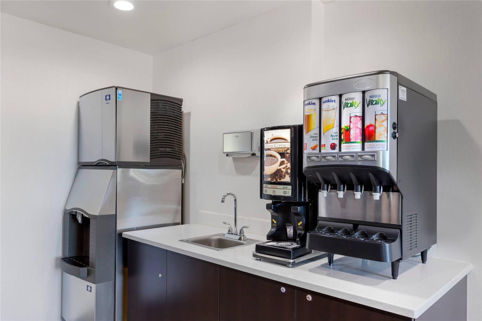 Avion Inn Near LGA Airport an Ascend Collection Hotel - photo 28