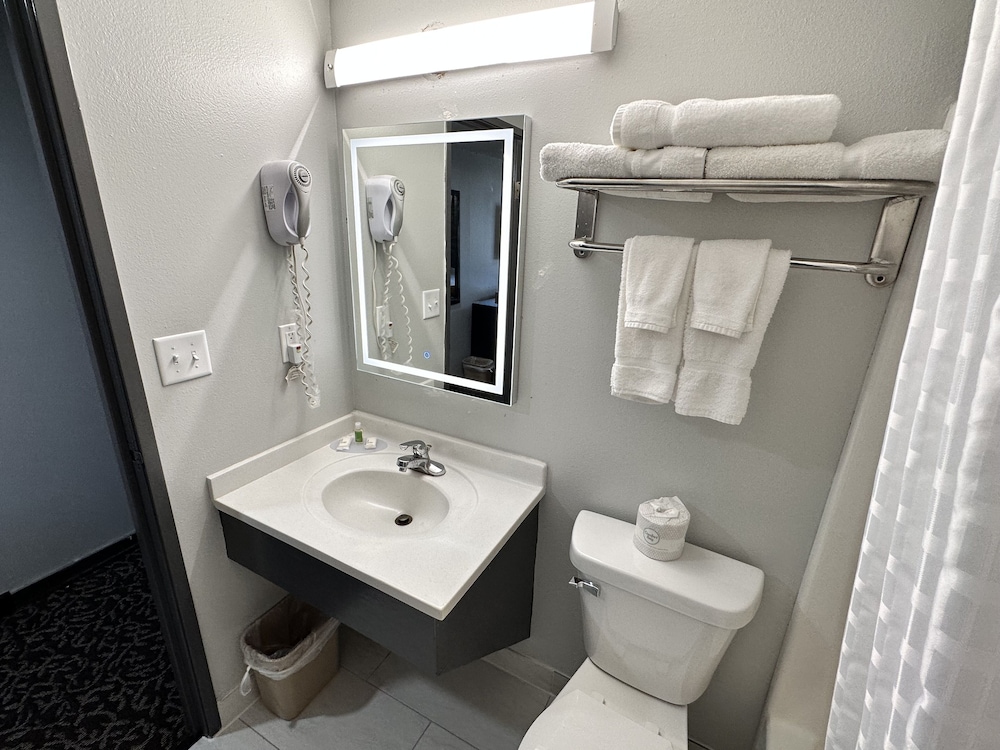Yankton Inn - photo 11