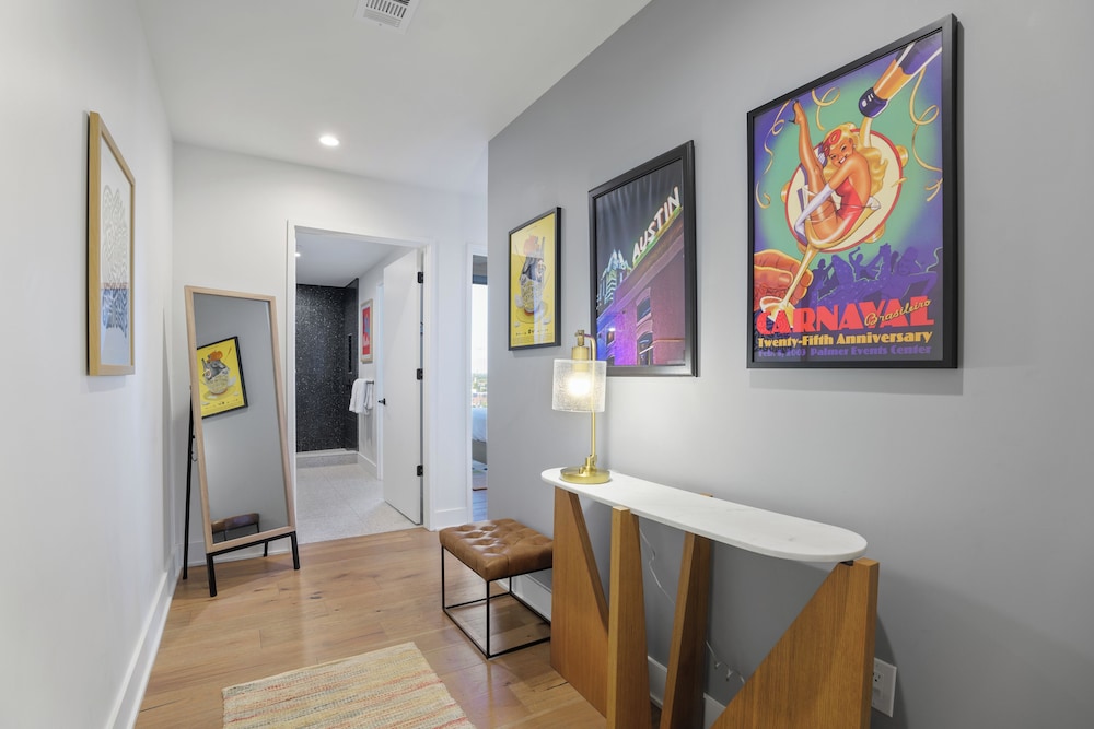 Austin Condo Hotel - photo 486