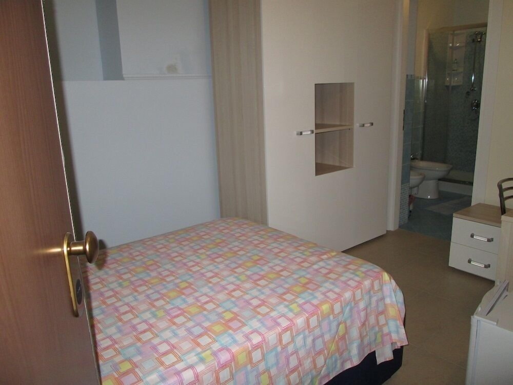 Dante Rooms - carbon neutral hotel in Catania