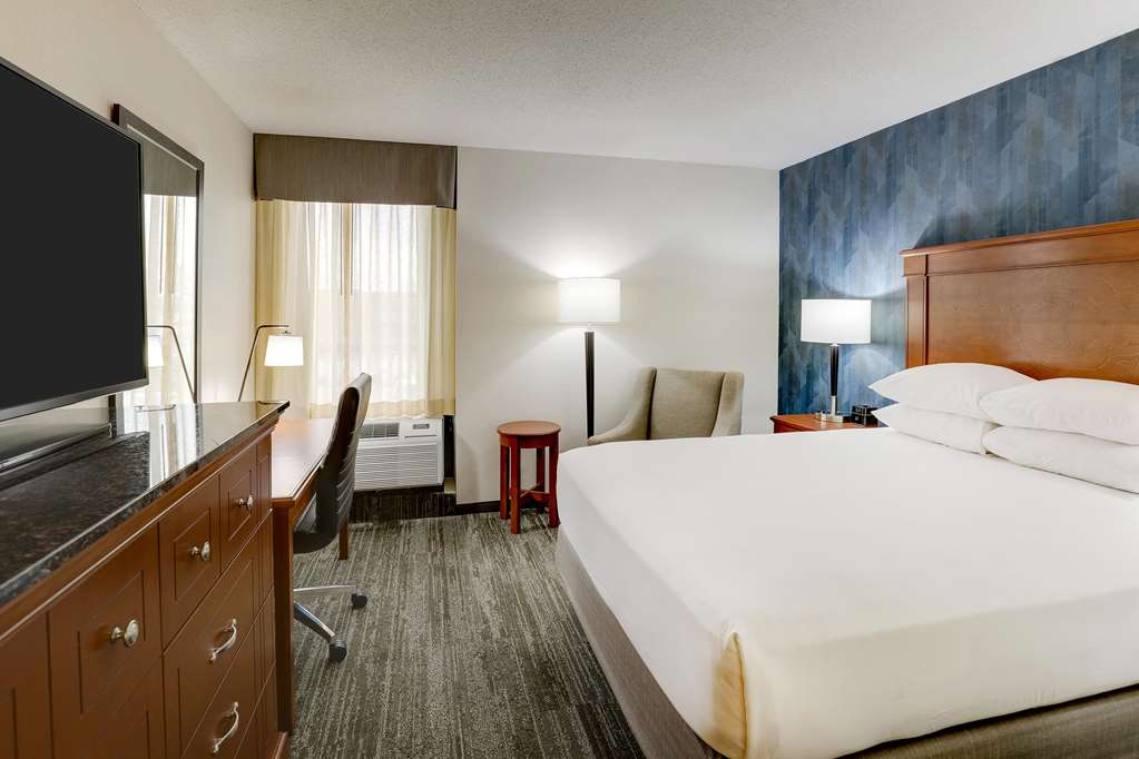 Drury Inn & Suites St. Louis St. Peters - photo 30