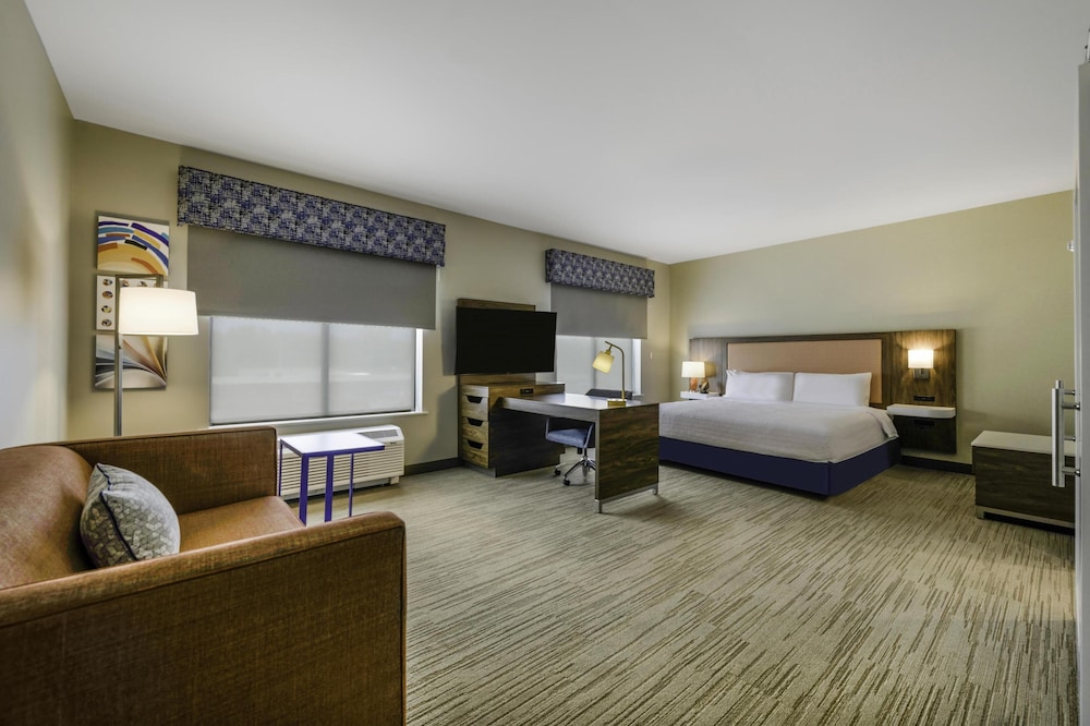Hampton Inn & Suites by Hilton Decatur - photo 17