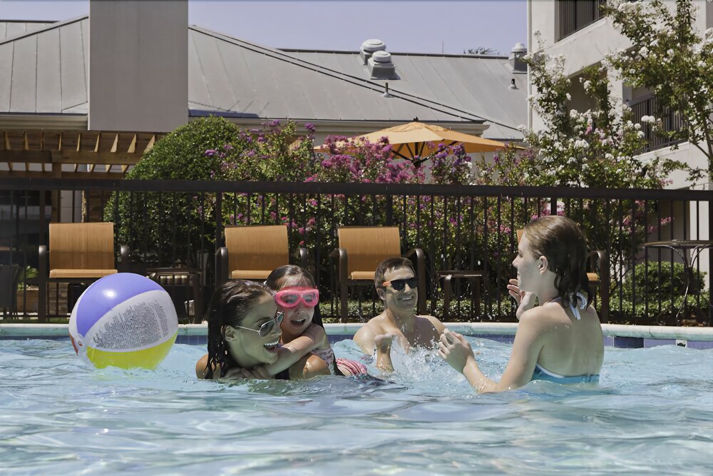 Courtyard By Marriott Dallas DFW Airport North Irving - photo 11