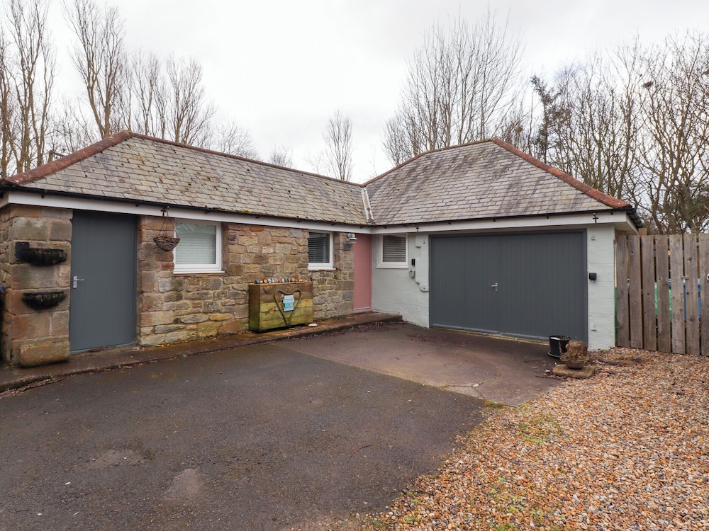 Canny Cottage — 4-Star Luxury Hotel in Morpeth, United Kingdom