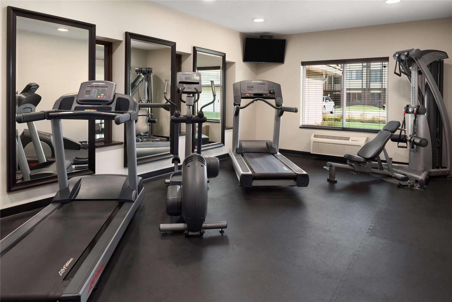 Country Inn & Suites by Radisson St. Cloud West MN - photo 9