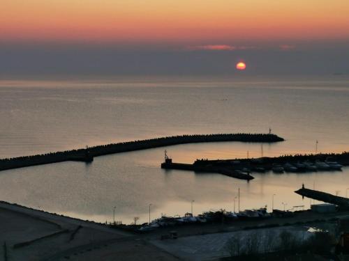 Seaview Residence — 4-Star Luxury Hotel in Constanta, Romania
