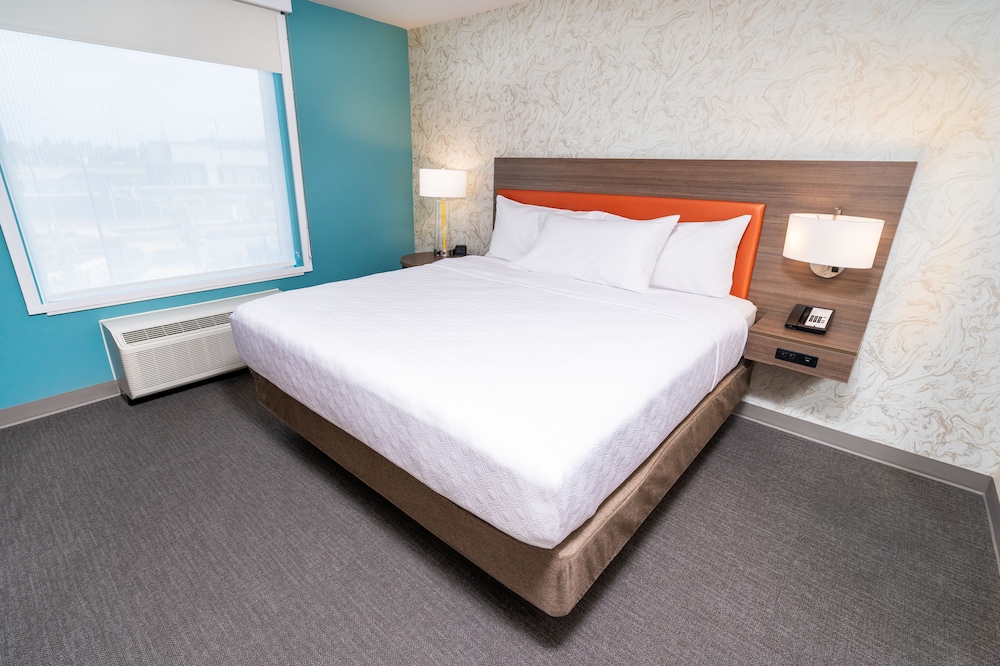 Home2 Suites by Hilton Bakersfield - photo 12