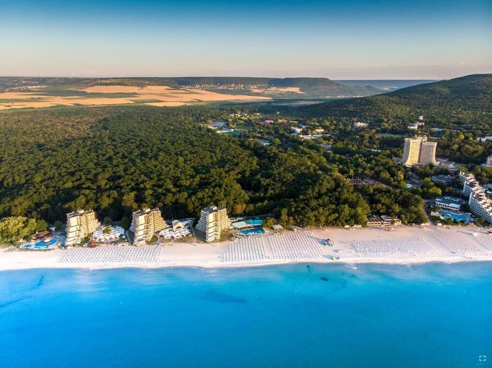 Hotel Elitsa — hotel in Varna