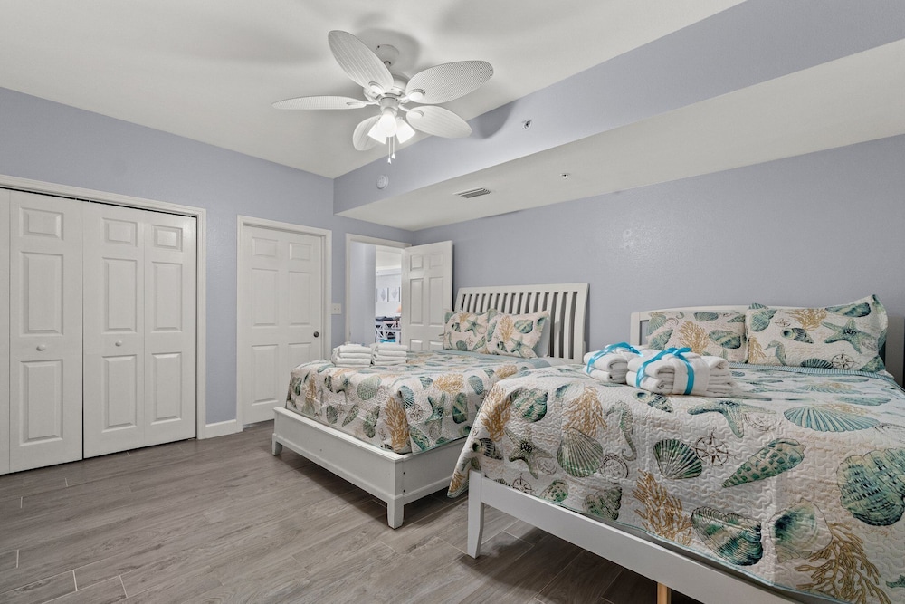 Tidewater Beach Luxury Penthouse With Resort Amenities and a View - photo 2