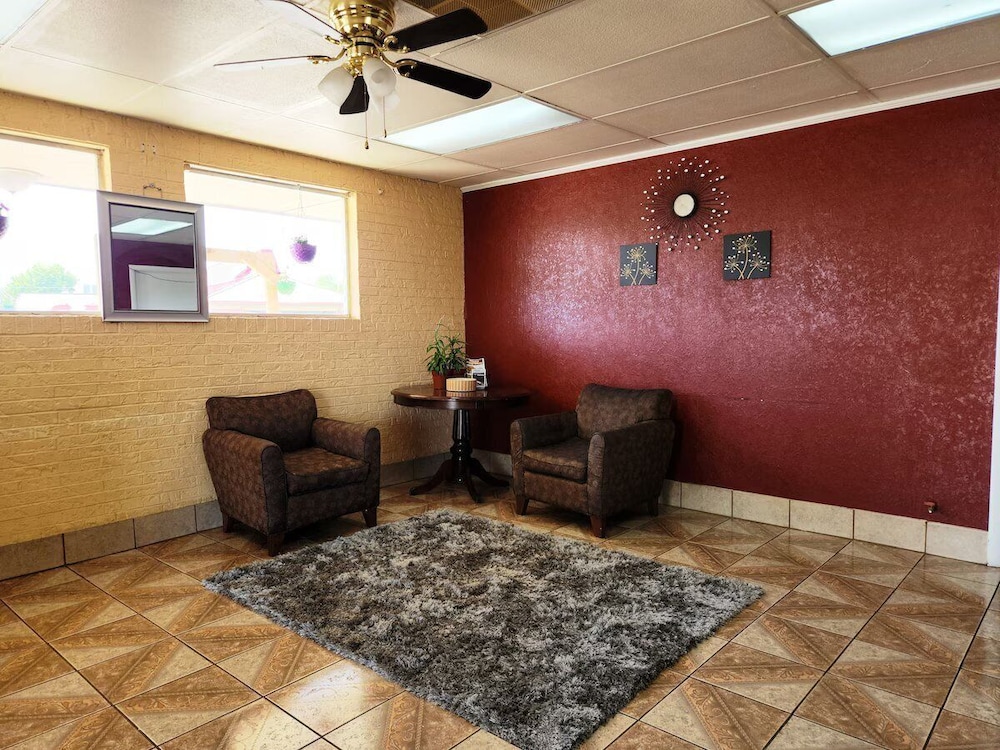 Executive Inn at Mena - photo 6