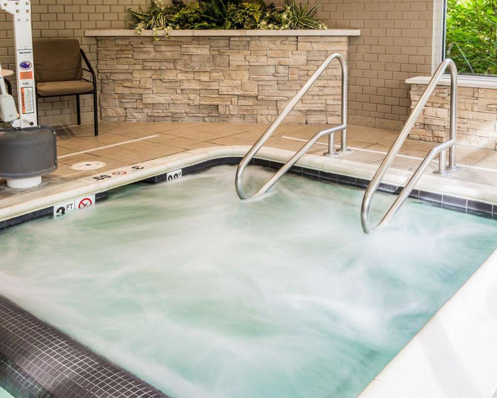 Cambria Hotel Traverse City - photo 33