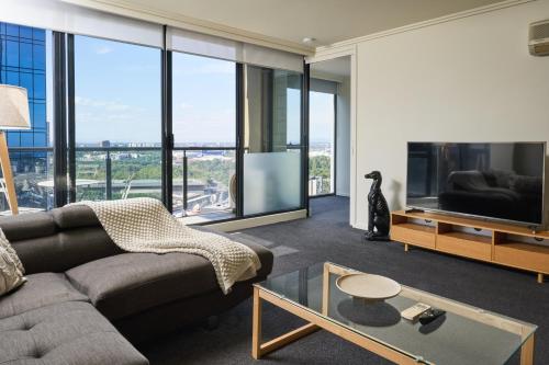 Exclusive Stays Sentinel — 4-Star Luxury Hotel in Melbourne, Australia