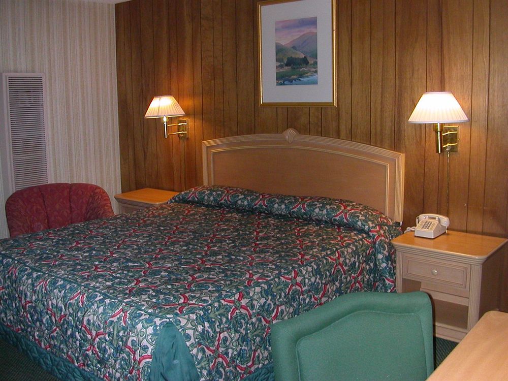 Green Lantern Motel - photo 7