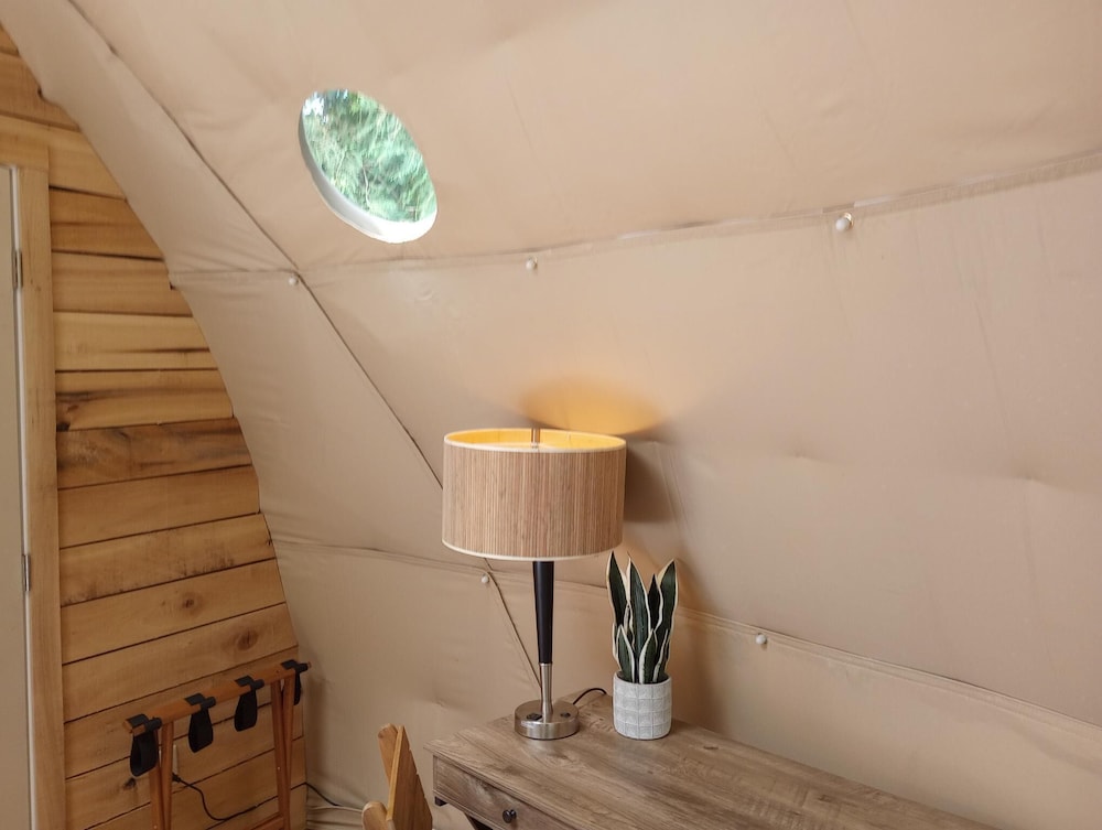 GlampOut Resort Elk River - photo 15