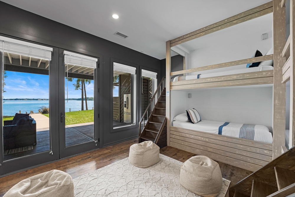 Lake Norman Getaway - photo 11