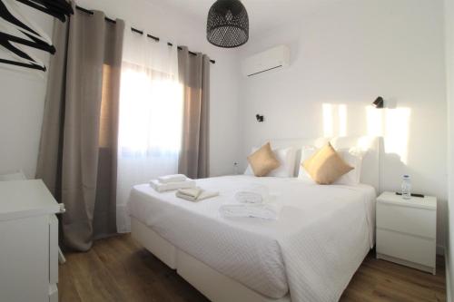 White Bride Fz Suíte — hotel in Fuzeta
