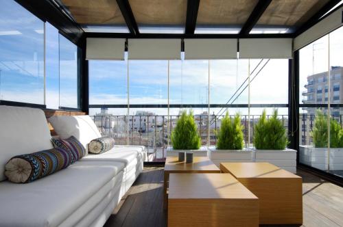 Vivaldi Penthouse Ayuntamiento — 4-Star Luxury Hotel in Valencia, Spain