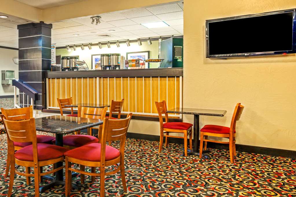 Baymont by Wyndham Amarillo East - photo 15