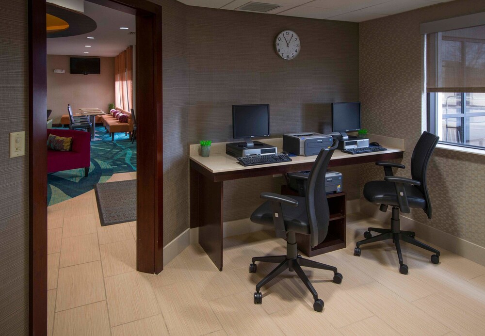Springhill Suites By Marriott Bolingbrook - photo 16