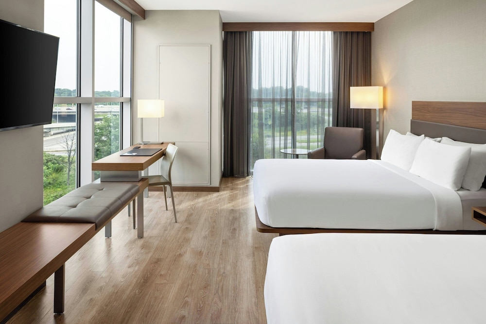 AC Hotel by Marriott Minneapolis West End - photo 10