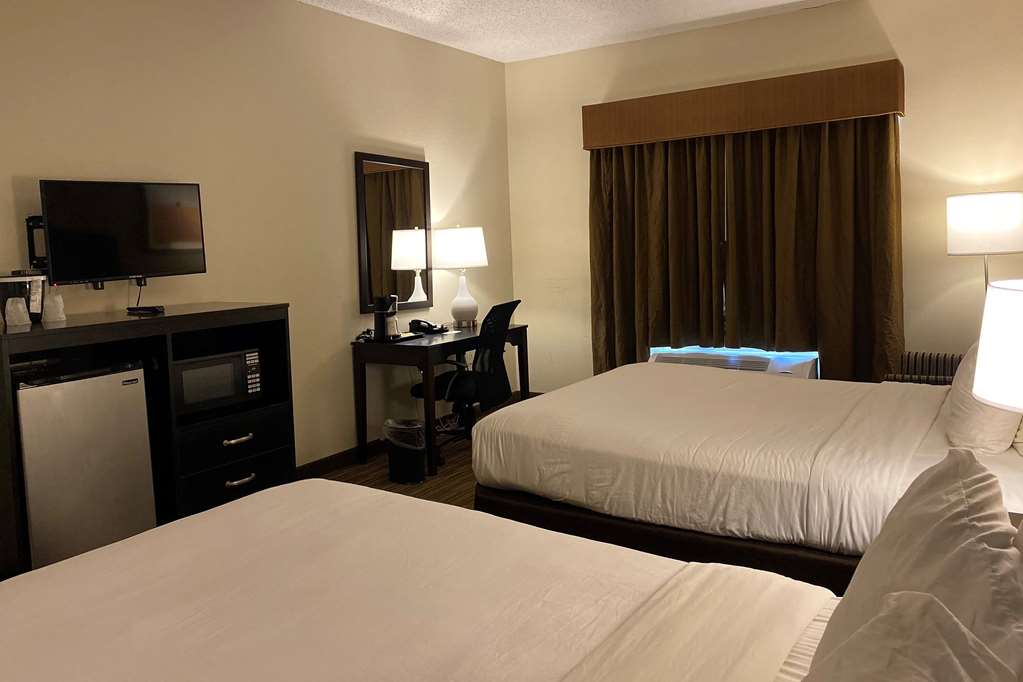 Baymont by Wyndham Houston North - photo 20