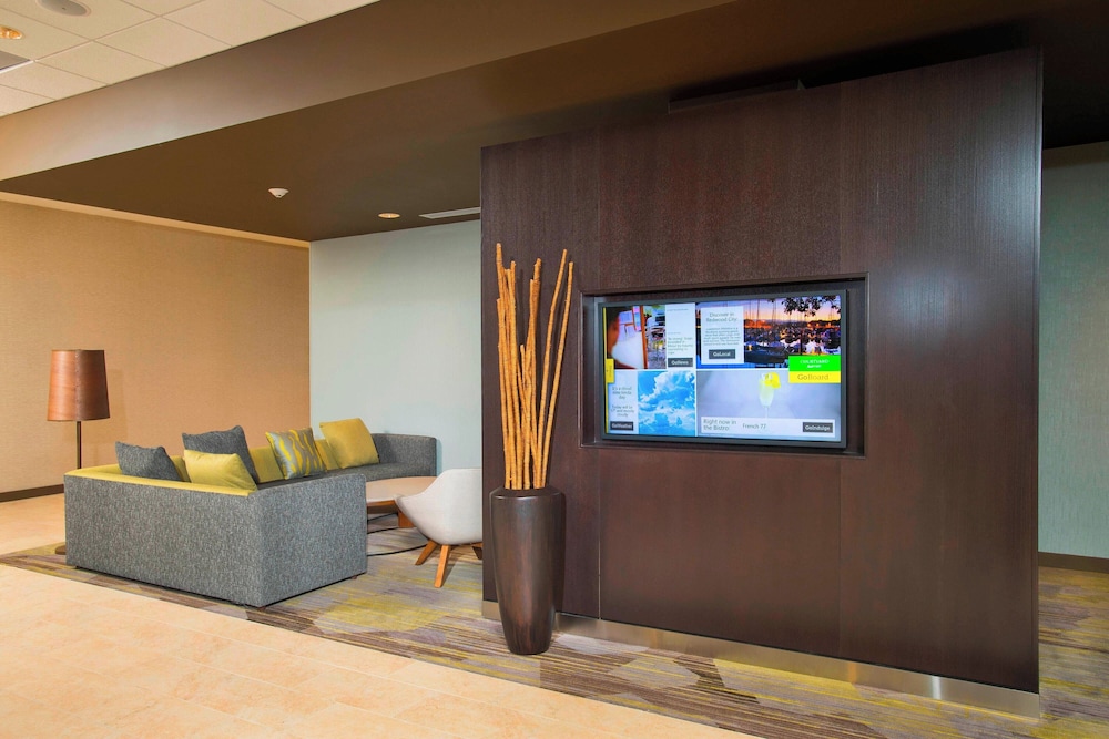Courtyard by Marriott Redwood City - photo 22