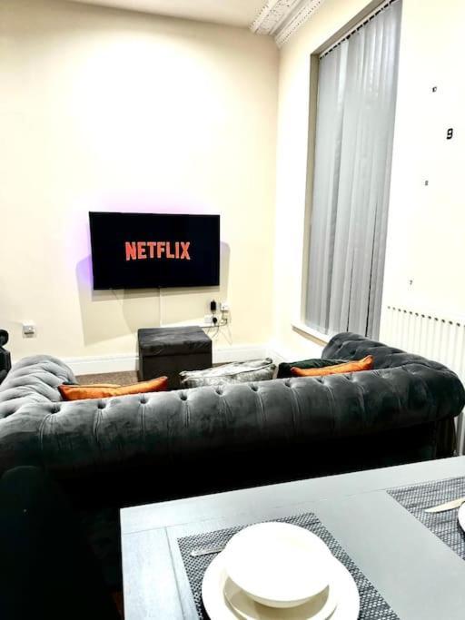 Luxury City Apartment 2 Bedroom Suite — 4-Star Luxury Hotel in Preston, United Kingdom