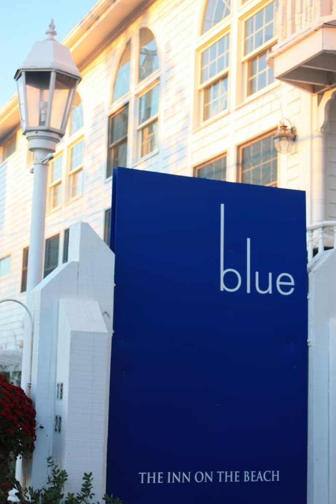 Blue Inn on The Beach - photo 32