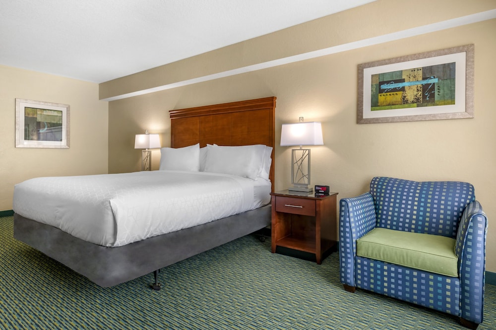 Holiday Inn Resort Orlando Lake Buena Vista by IHG - photo 35