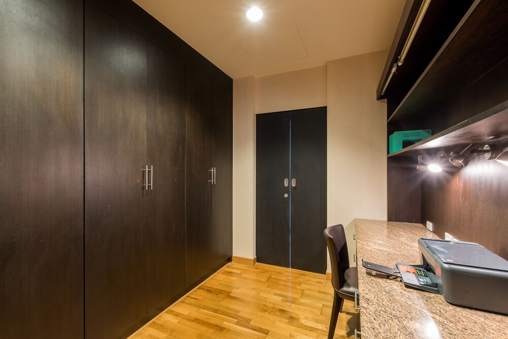 Veloche 2 bedroom Condominium — 4-Star Luxury Hotel in Phuket, Thailand