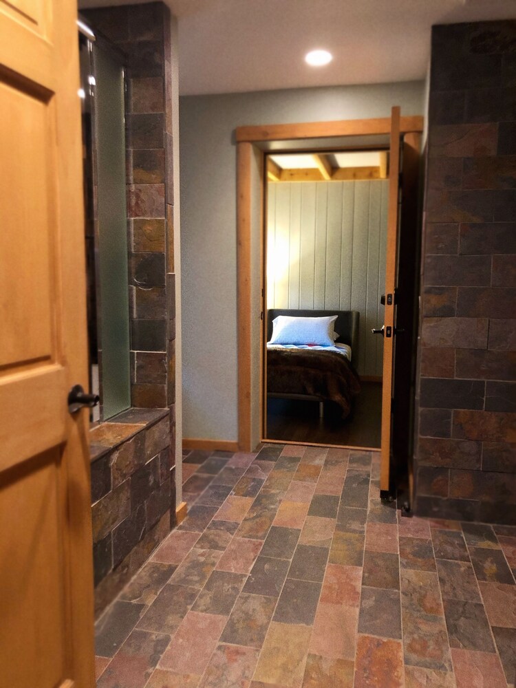 Chatfield Hollow Inn - photo 19