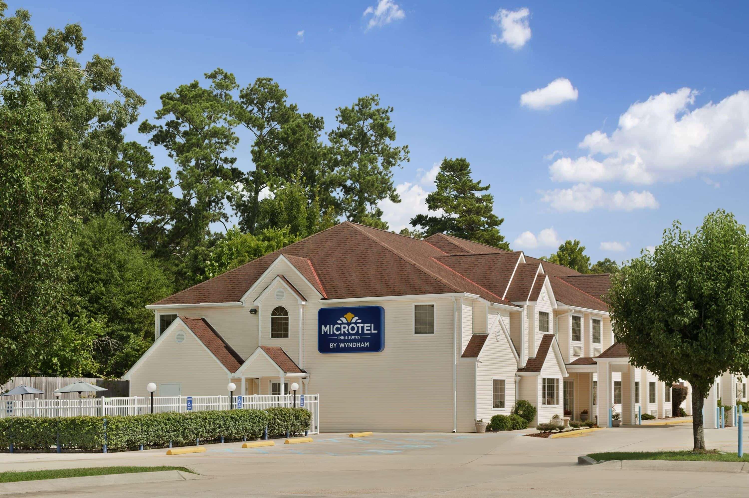 Microtel Inn & Suites by Wyndham Ponchatoula Hammond - photo 3