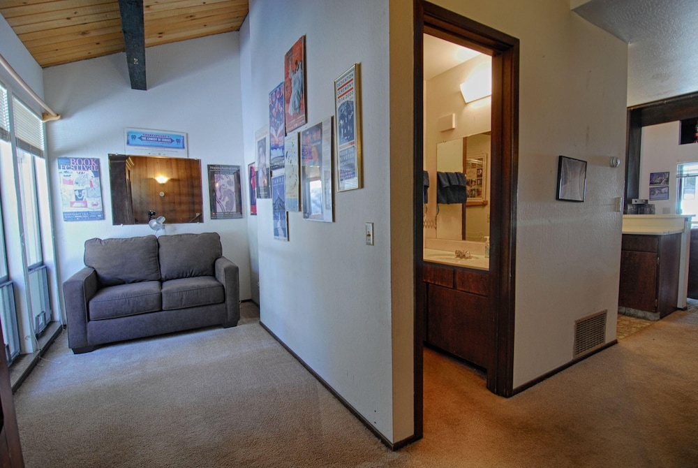 Vidor Village - photo 14