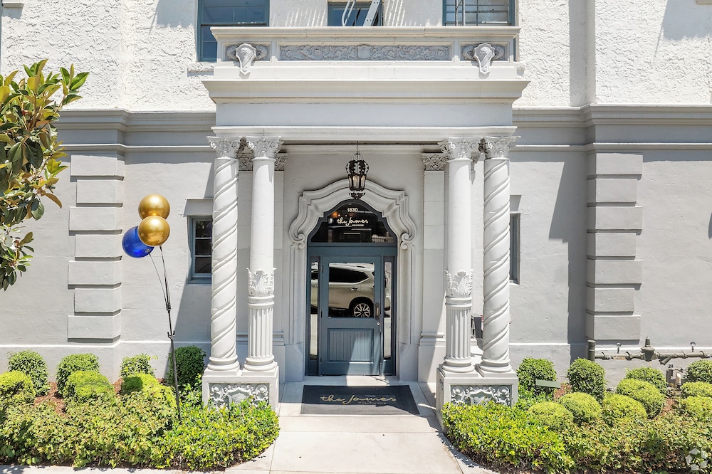 The Commodore Hollywood - last minute hotel in Los Angeles