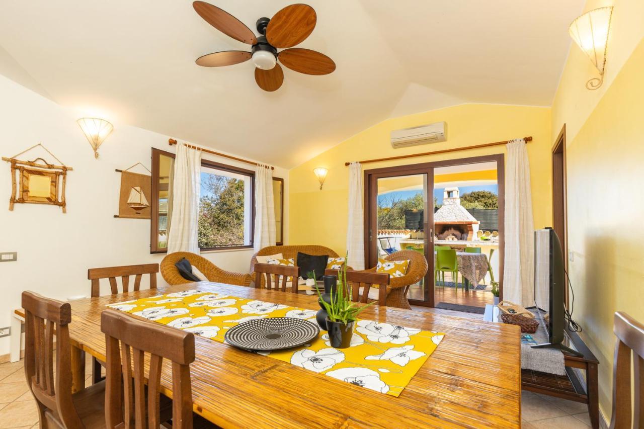 VILLE MONDO a 350 metri dalla spiaggia in Arbatax, Italy