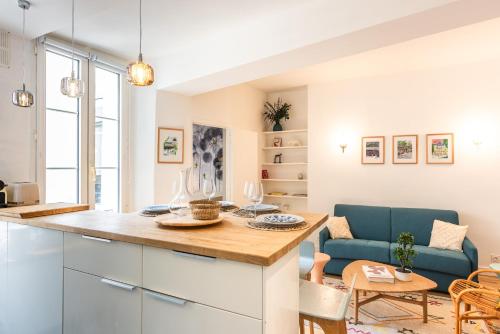 Charming Flat 4 Guests Saint Germain Des Pres - last minute hotel in Paris