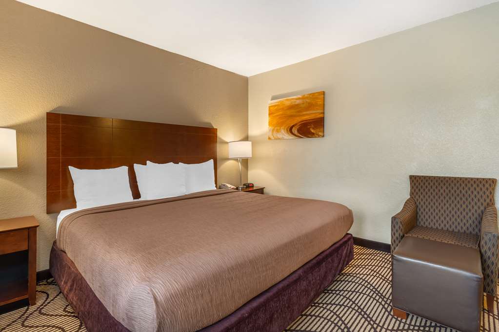 Best Western John Muir Inn - photo 26