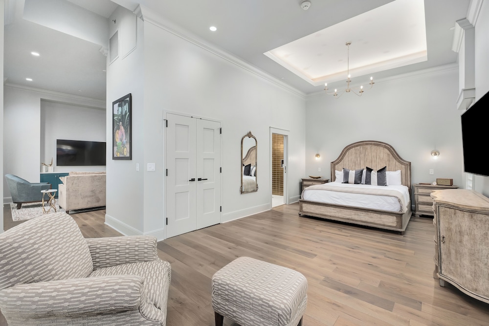 The Flying Fifty a Luxury Boutique Hotel - photo 20