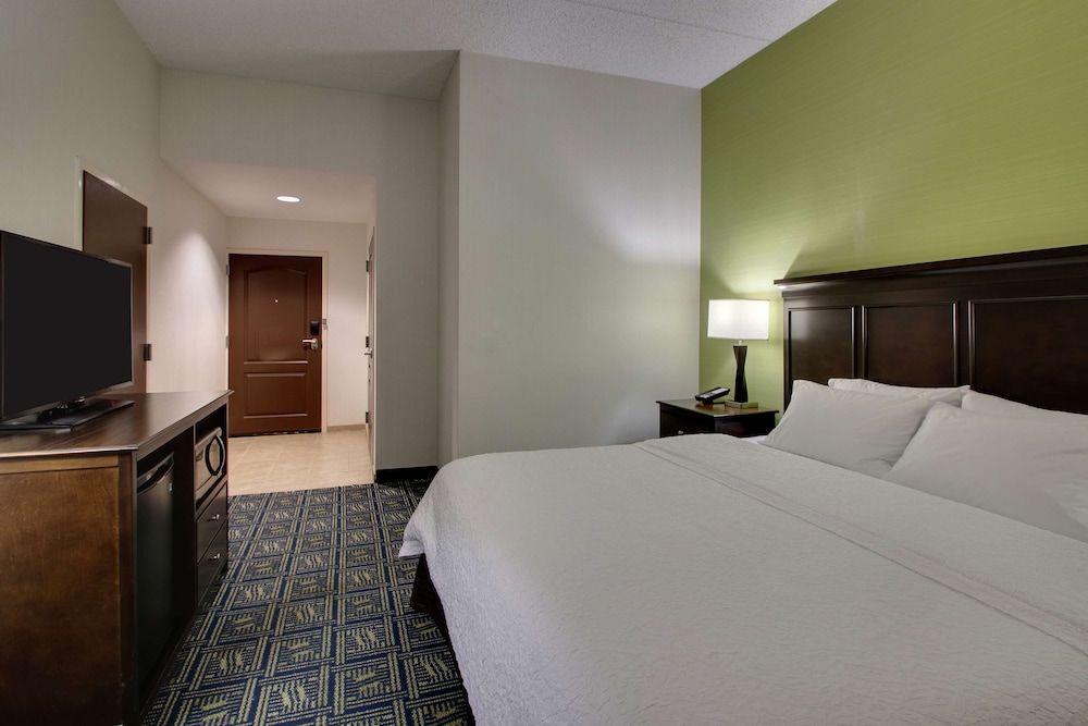 Hampton Inn DuBois - photo 17