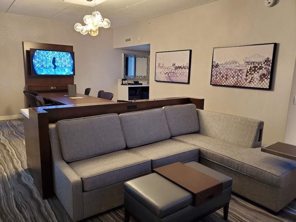 Embassy Suites Syracuse - photo 31