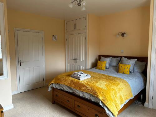 The Annexe — Street — photo 3