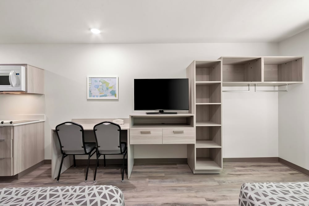 WoodSpring Suites Chandler Phoenix Medical Center - photo 6