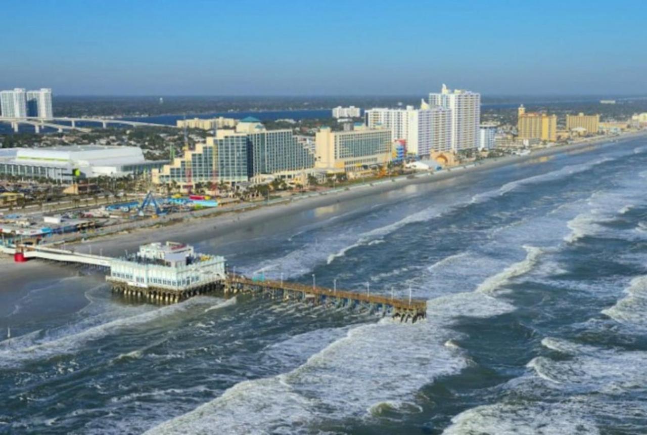 Wyndham Ocean Walk 2 Bedroom Daytona FL — 4-Star Luxury Hotel in Daytona Beach, United States