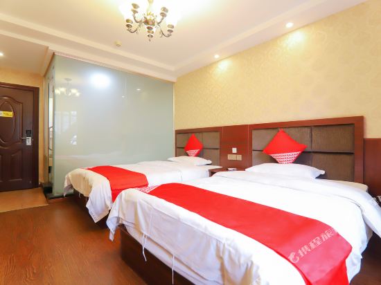 Helan Yixuan Grand Hotel — hotel in Xigang