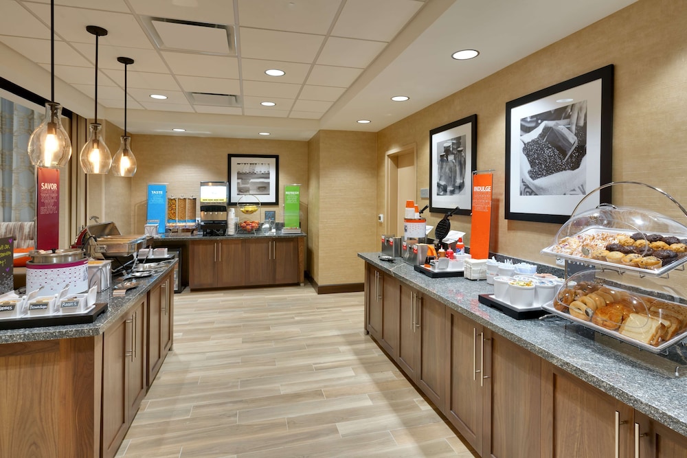 Hampton Inn & Suites Rexburg - photo 26