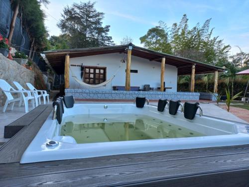 Finca Palma de Coco Municipio de el Peñol Antioquia in El Penol, Colombia