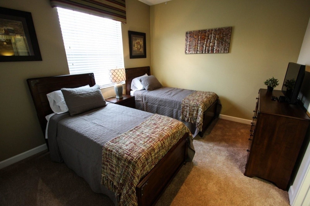 Ov4103 Champions Gate Resort 4 Bed 3 Baths Villa - photo 4