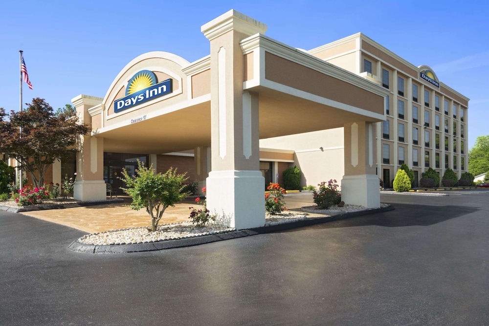 Days Inn by Wyndham Rome Downtown in Rome, United States