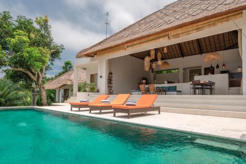 Villa Matahari — 4-Star Luxury Hotel in Banjar, Indonesia