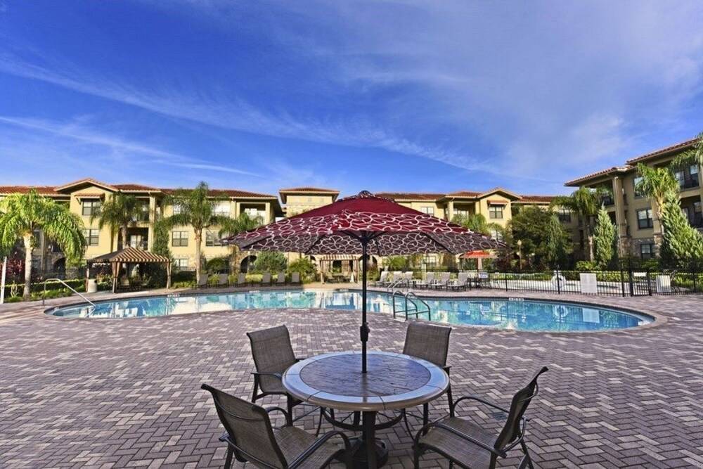 Spacious 2 Bed 2 Bath Condo In Bella Piazza Resort Davenport - photo 18